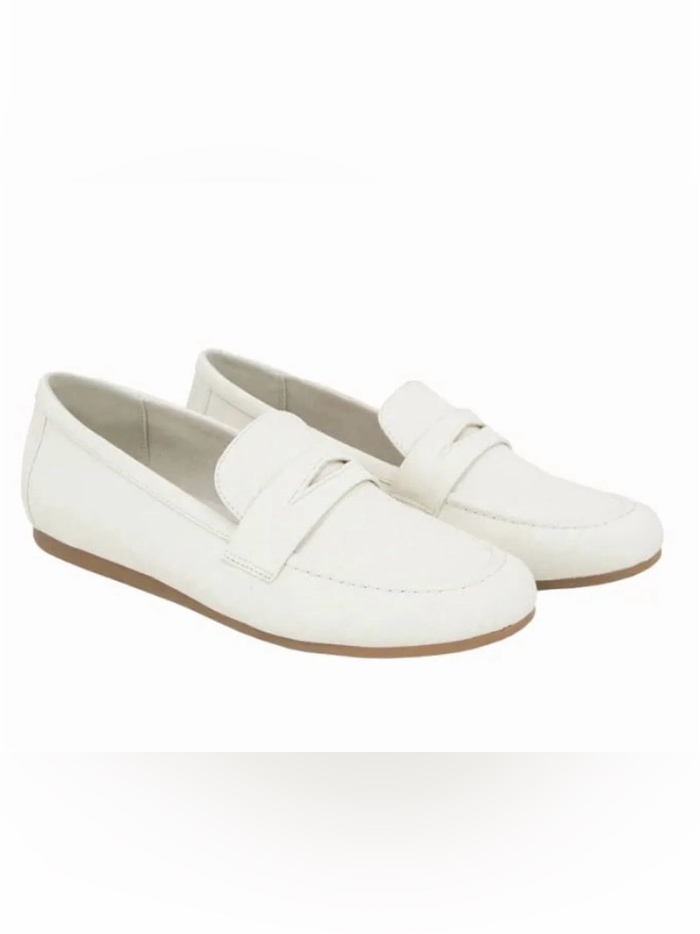 Kensie White Penny Loafers with Tan Sole